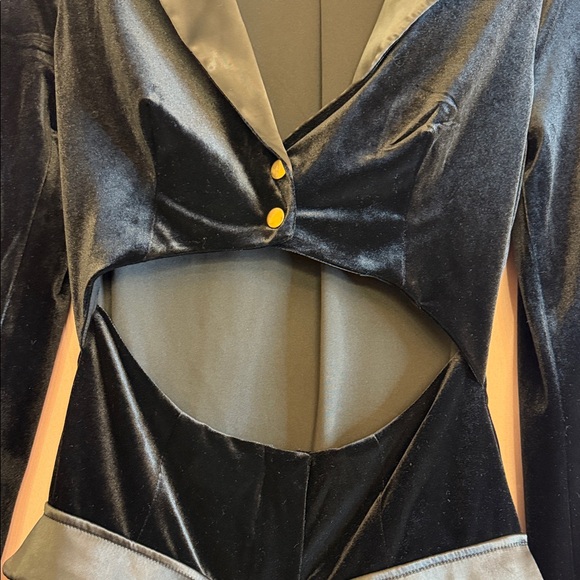 Bodycon Mini Dress | Night Out Look - Picture 5 of 13